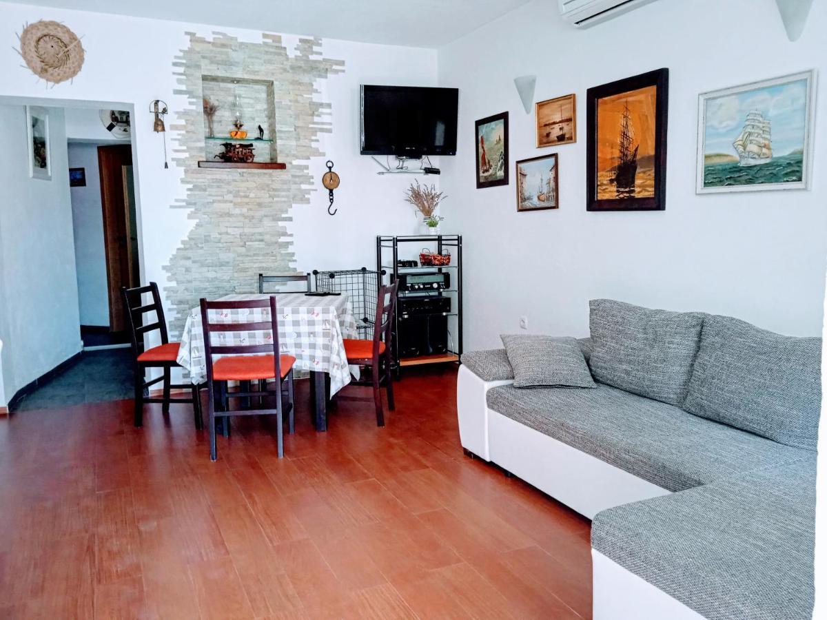 Harbour-Side Apartment With Beautiful Terrace Podgora Εξωτερικό φωτογραφία